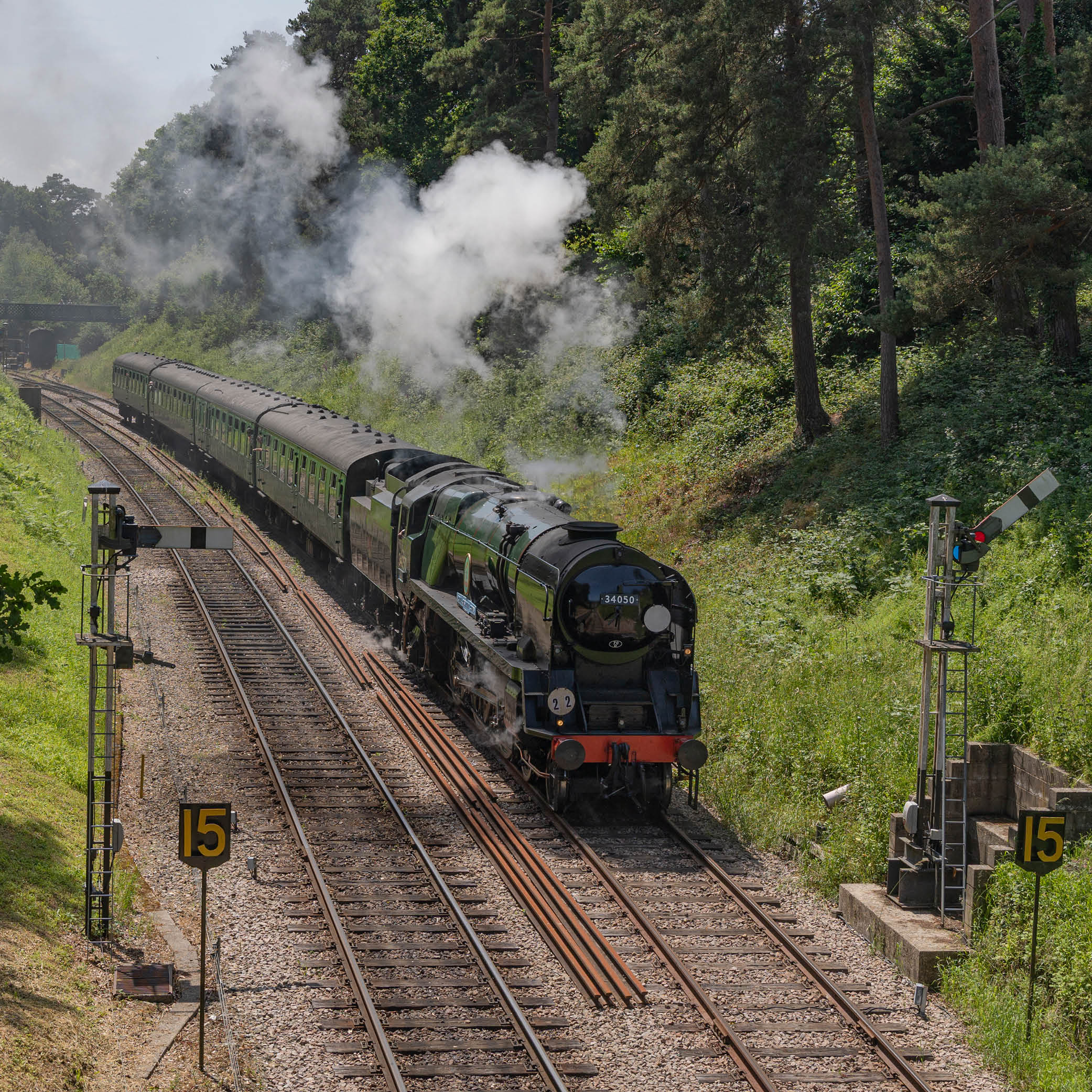 Southern Railway Bulleid Pacific 34053 ‘Sir Keith Park’